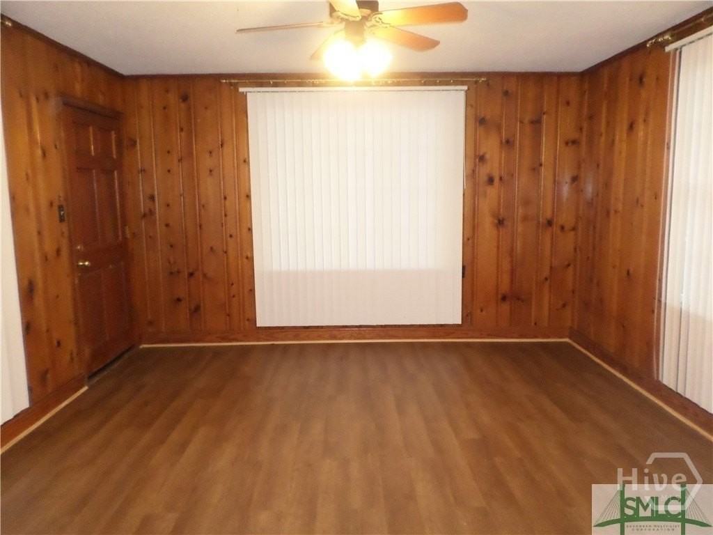 141 Rommel Ave - Photo 5 of 16