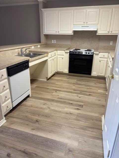 1306 Avenue F #A - Photo 3 of 6