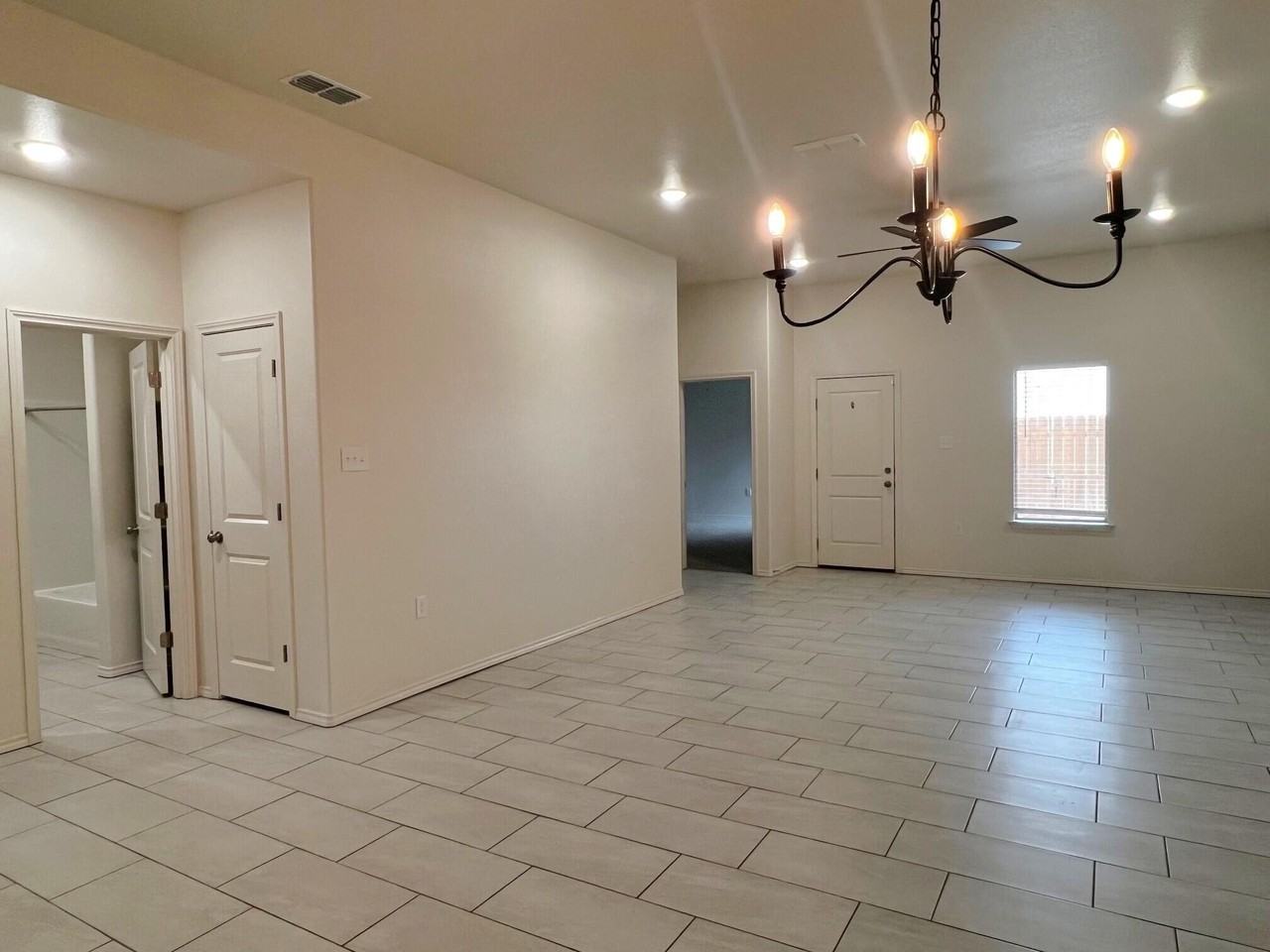 5828 Virginia Ave - Photo 7 of 15