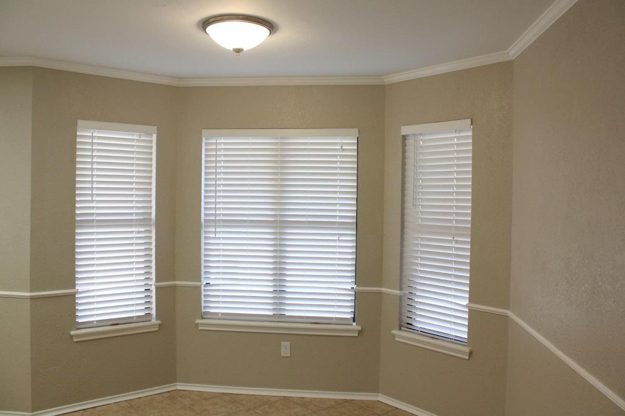 9616 Dover Ave - Photo 4 of 9
