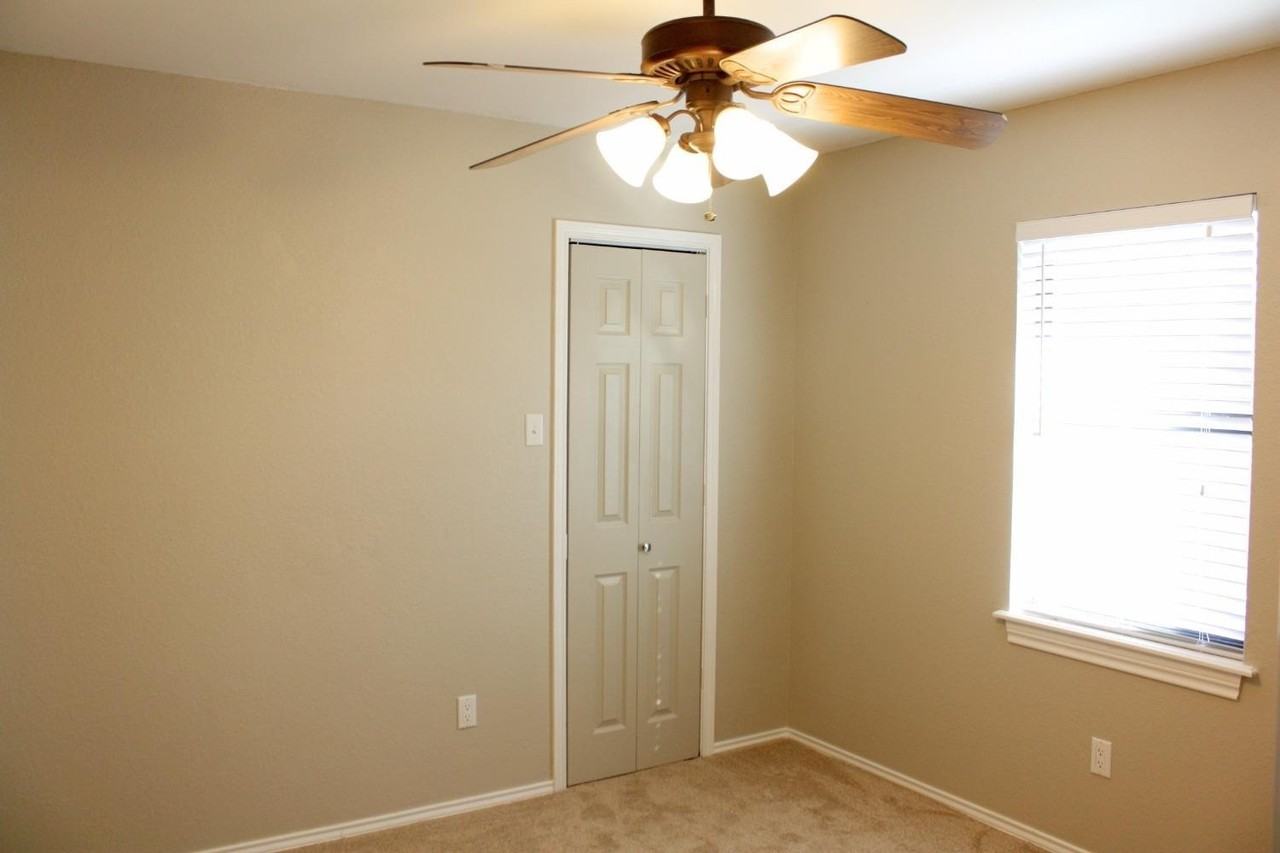 9616 Dover Ave - Photo 5 of 9