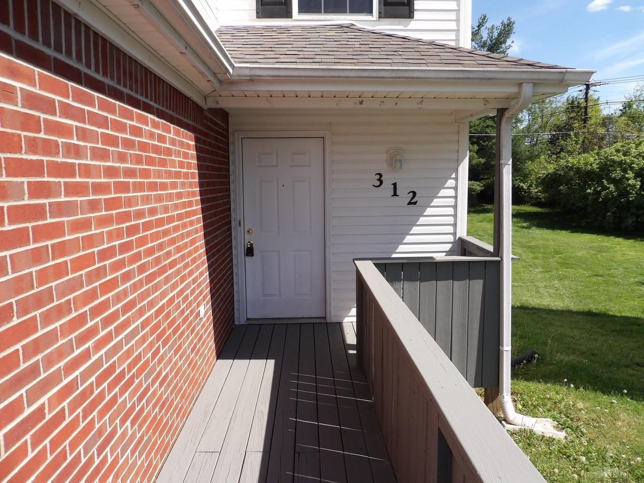 312 Bypass Plaza Dr - Photo 5 of 50