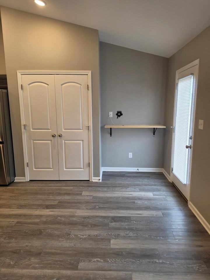8092 Driftwood Loop - Photo 5 of 13