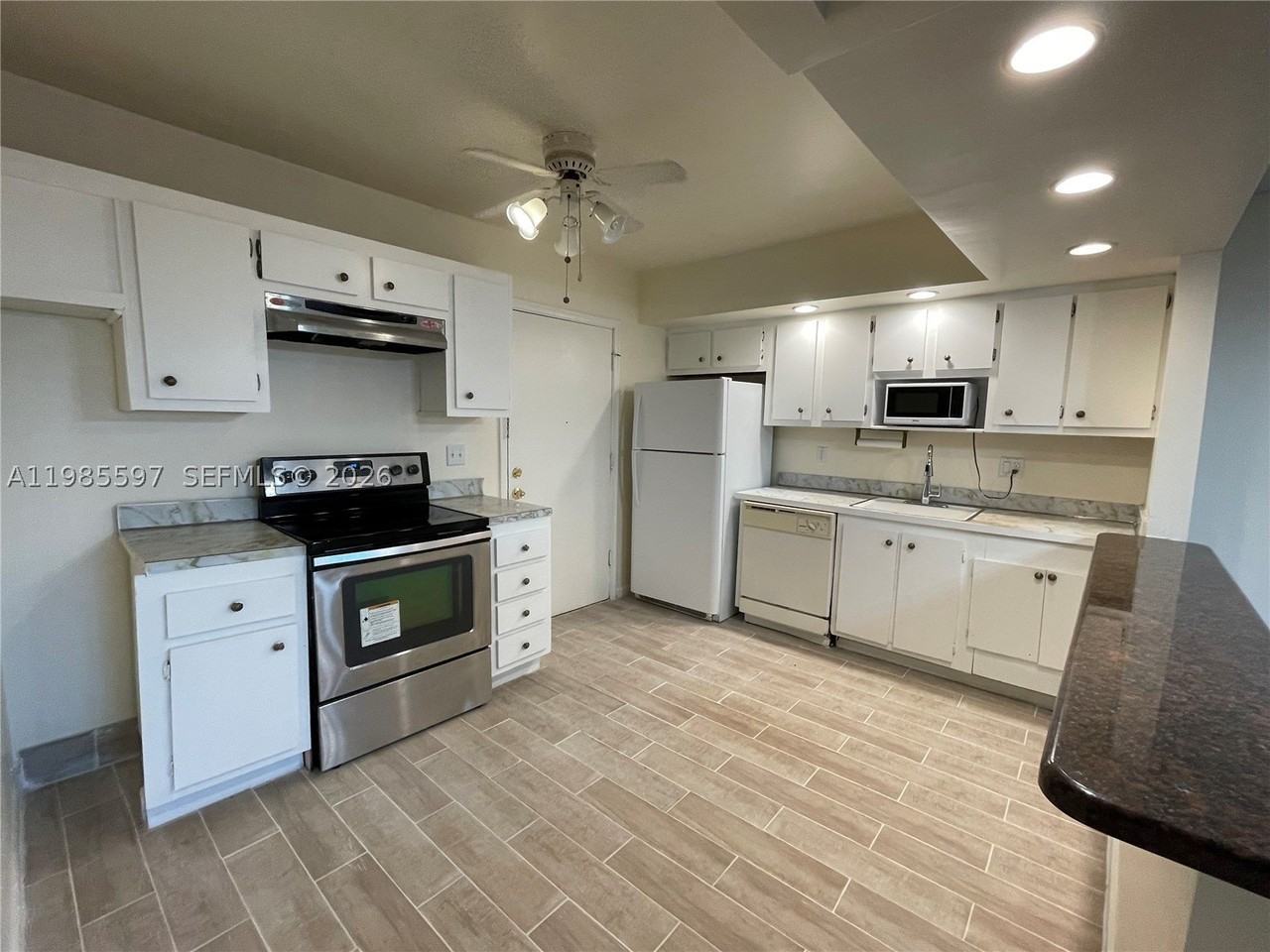 2061 Nw 47th Ter #306