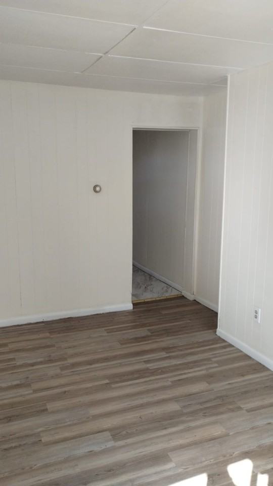 311 Highland Ave #313 - Photo 7 of 9