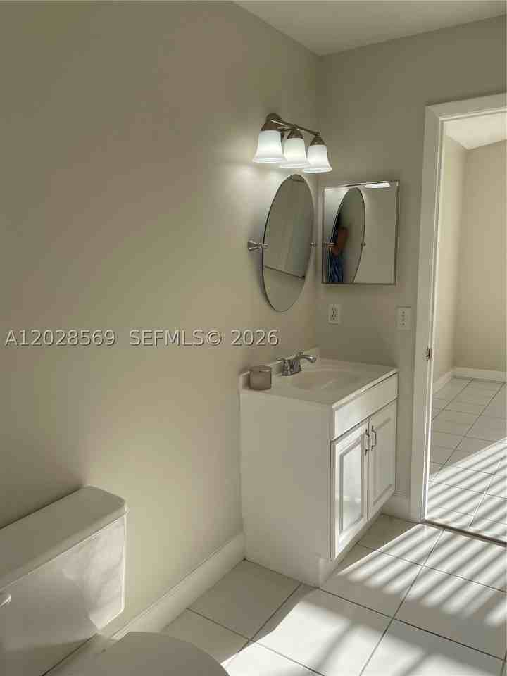 11050 Sw 152nd Ct - Photo 3 of 9