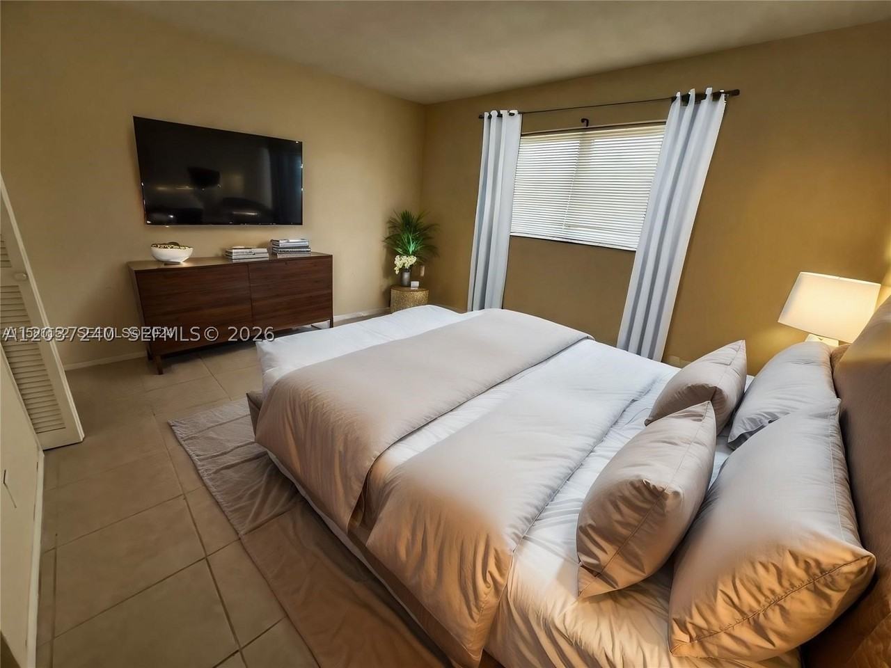 1321 Nw 43rd Ave #104 - Photo 4 of 27