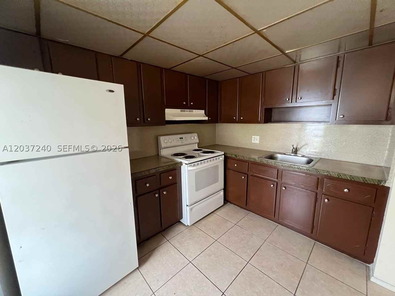 1321 Nw 43rd Ave #104 - Photo 6 of 27