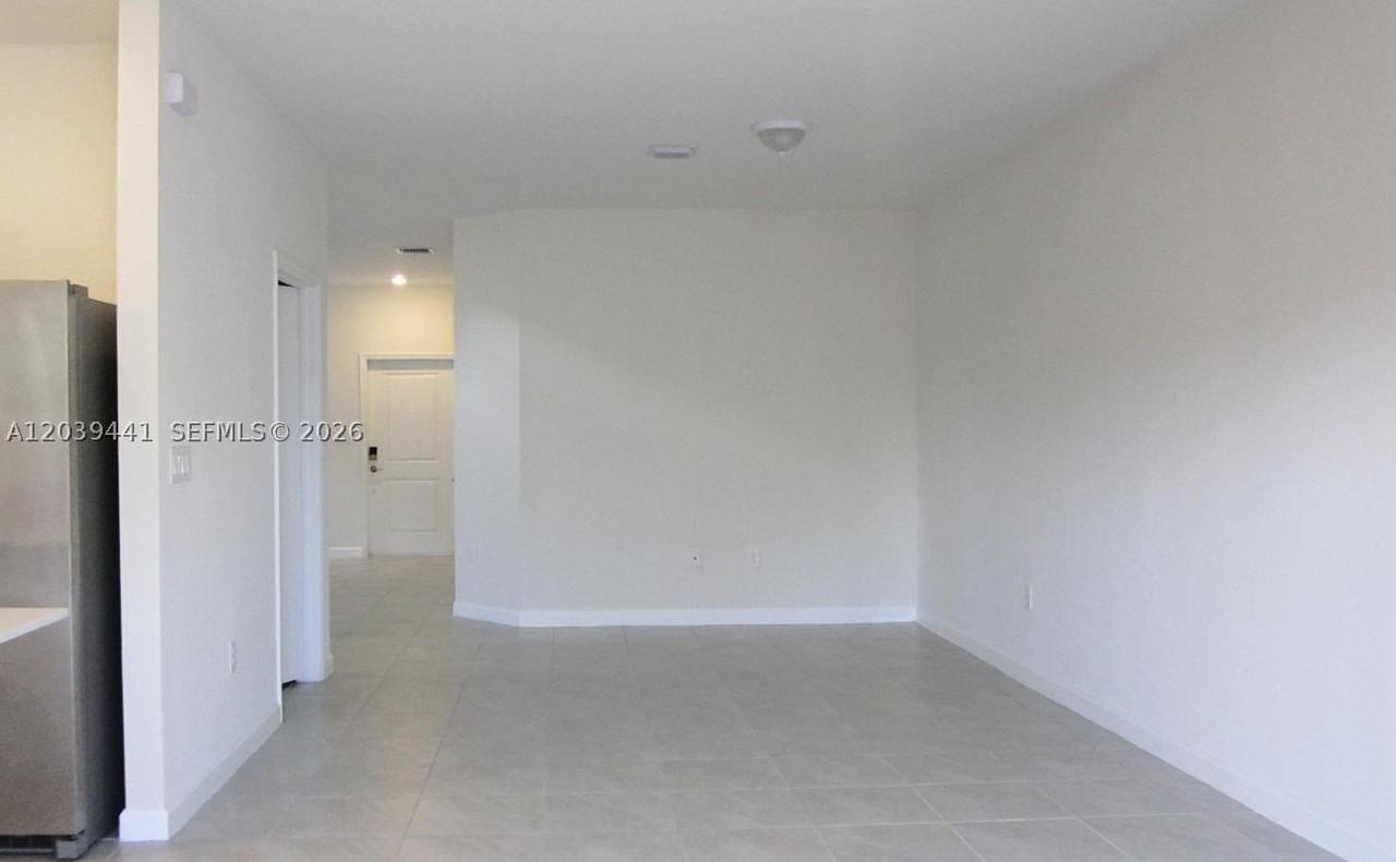 16225 Sw 288th Ter - Photo 4 of 21