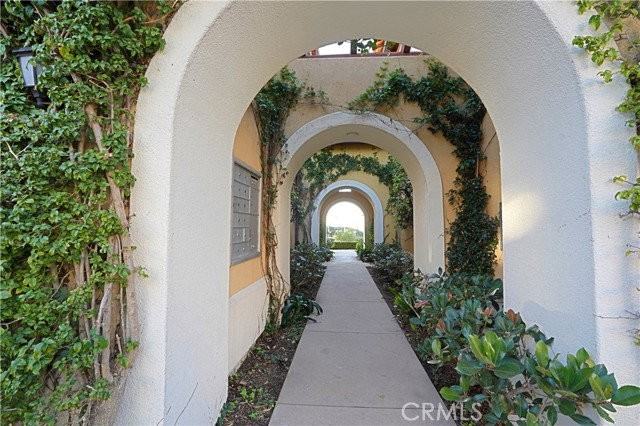 16 Savona Ct - Photo 2 of 8