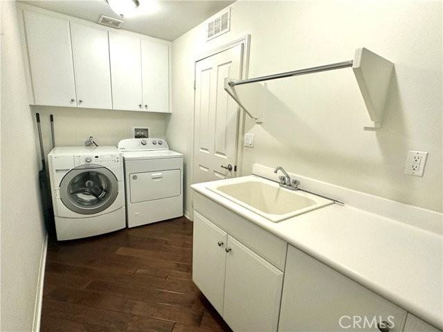1411 Montgomery St - Photo 4 of 6