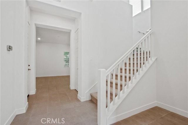 231 Radial - Photo 2 of 8