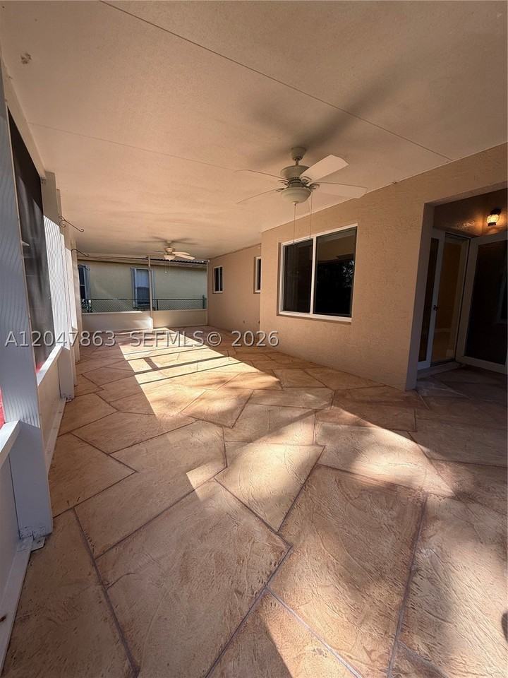 1713 Nw 208th Ter #1713 - Photo 5 of 16