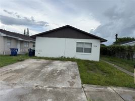 featured image of 764 Nw 5th St #764