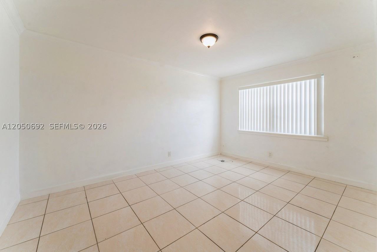 11005 Sw 1st St #203 - Photo 3 of 12