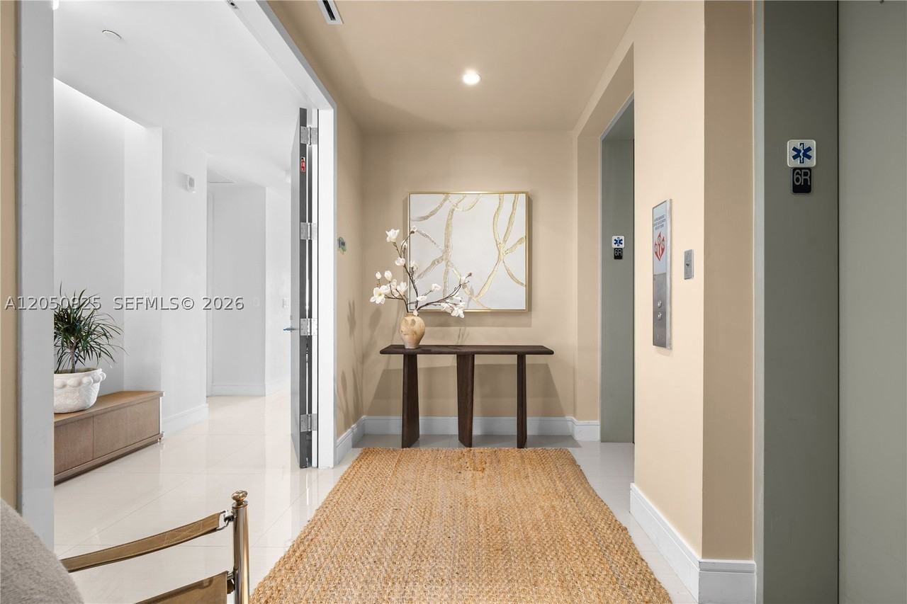 3250 Ne 188th St #608 - Photo 7 of 50