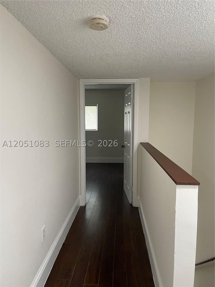 9441 Palm Cir N #0 - Photo 7 of 20