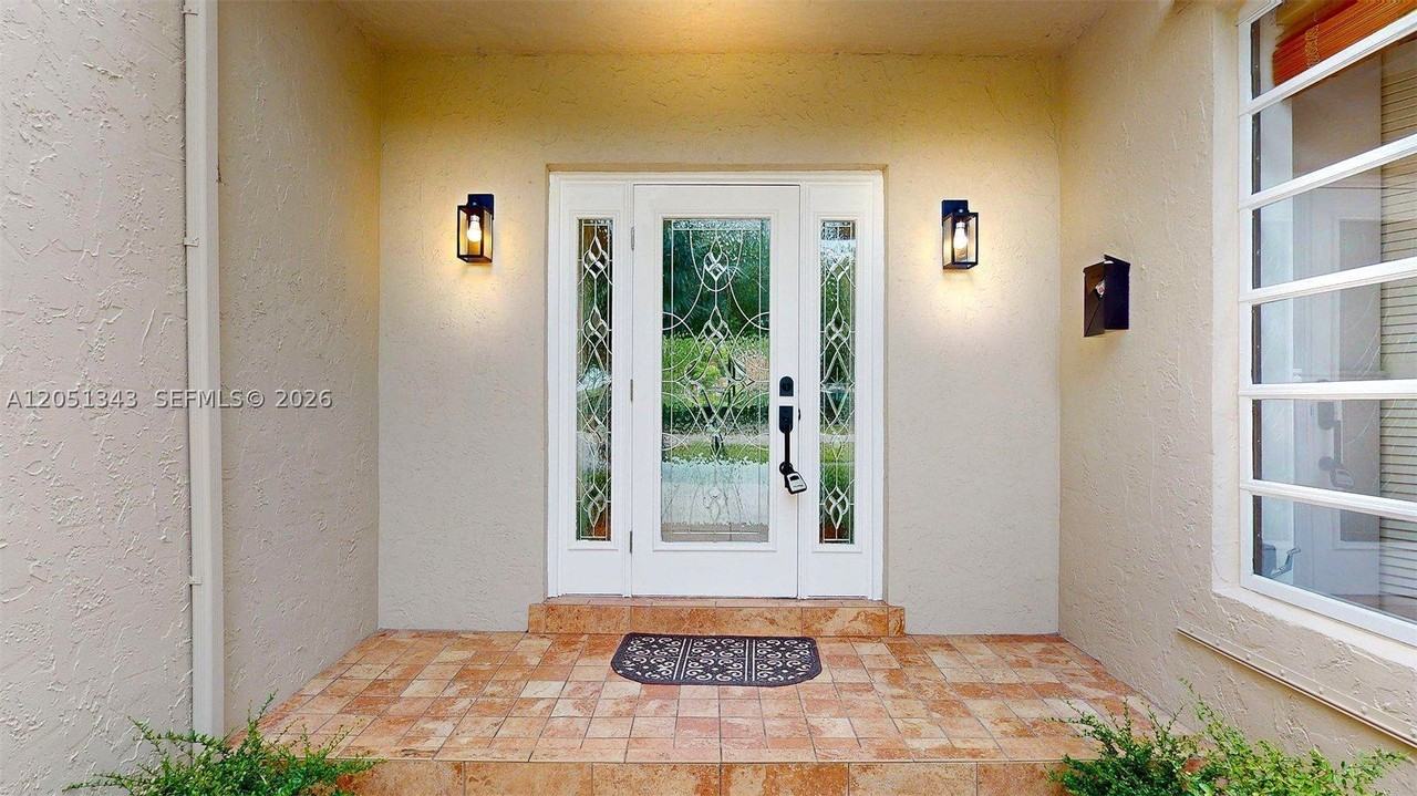 10251 Sw 80th St #0 - Photo 5 of 28