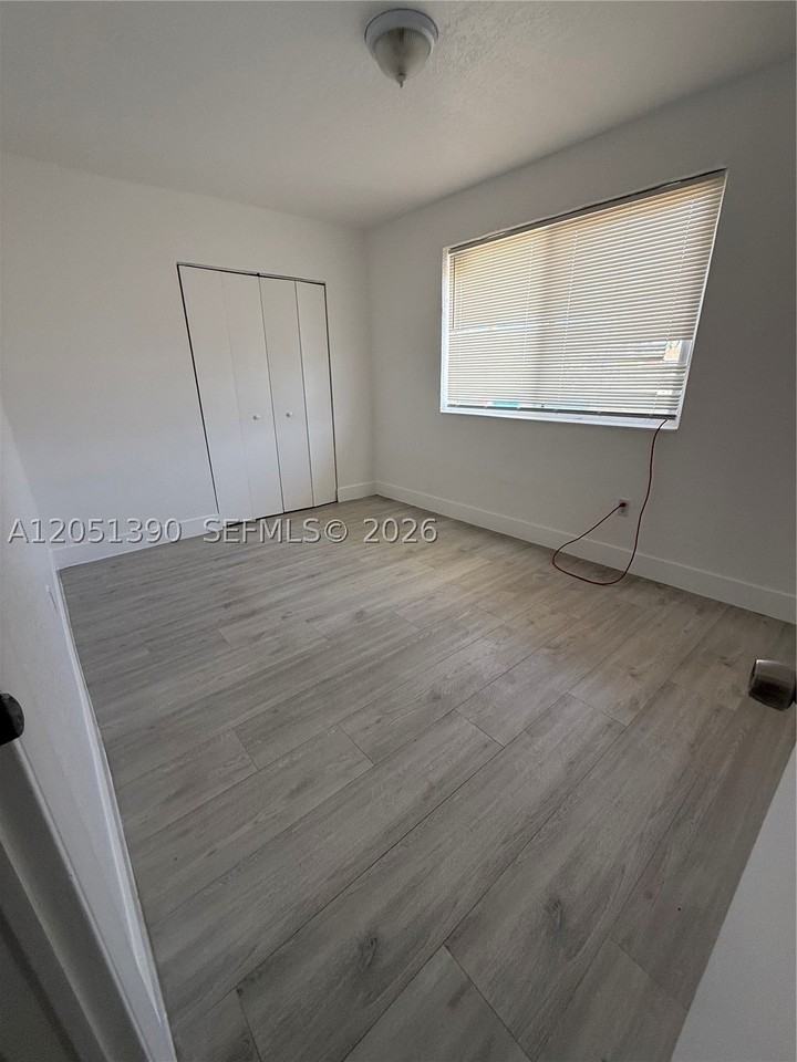 1306 Nw 61st St #5 - Photo 2 of 6