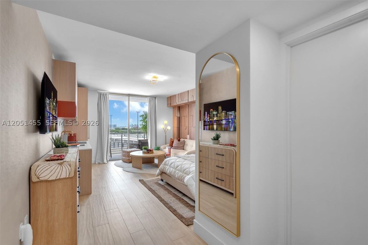 90 Ne 32nd St #620