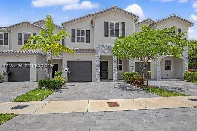 1020 Se 26th Ter