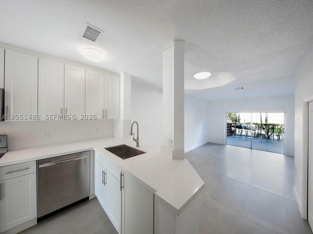 8260 Nw 10th St #6 - Photo 2 of 17