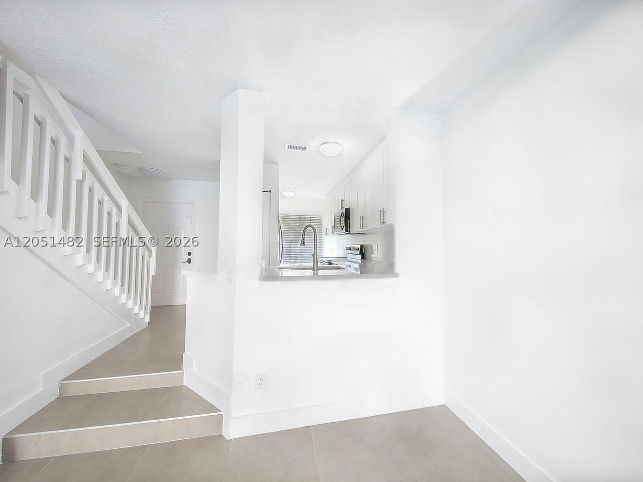 8260 Nw 10th St #6 - Photo 5 of 17