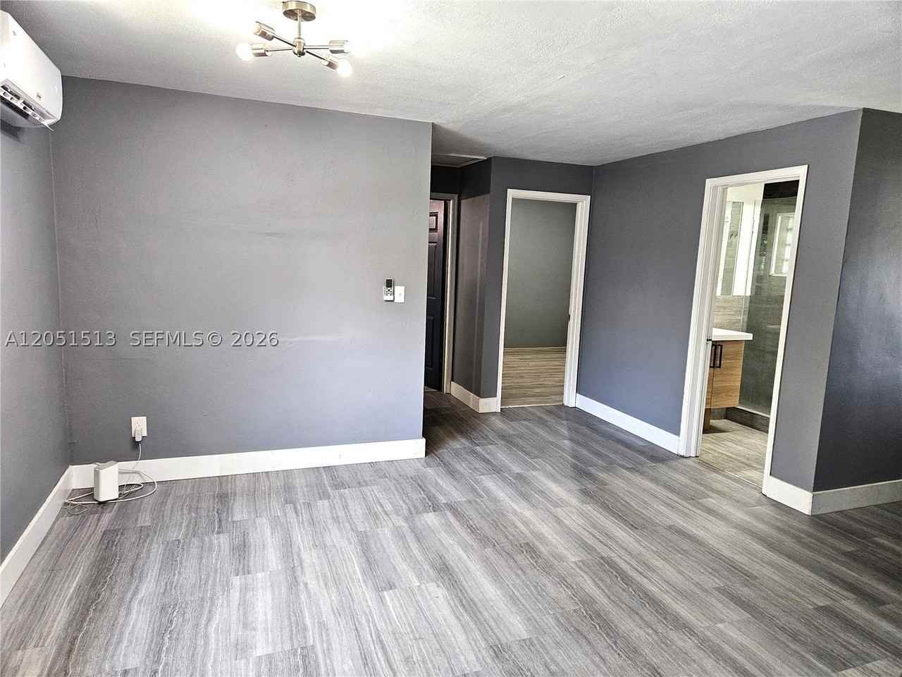5627 Sw 26th St #0 - Photo 7 of 14