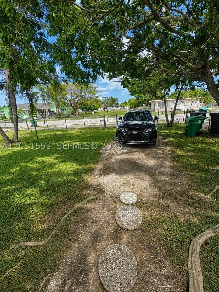 26510 Sw 138th Ave #26510 - Photo 2 of 20