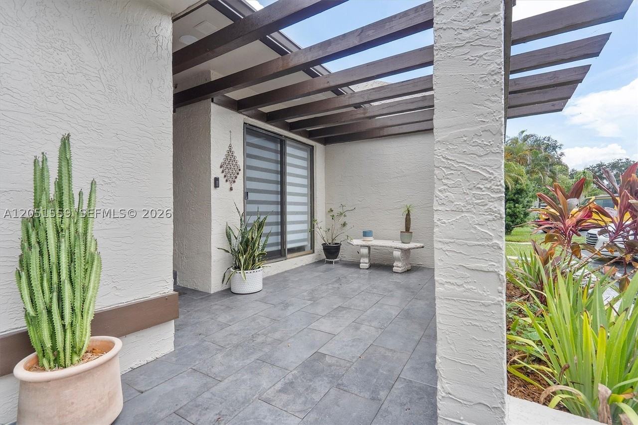 1581 Nw 98th Way #1581 - Photo 7 of 43