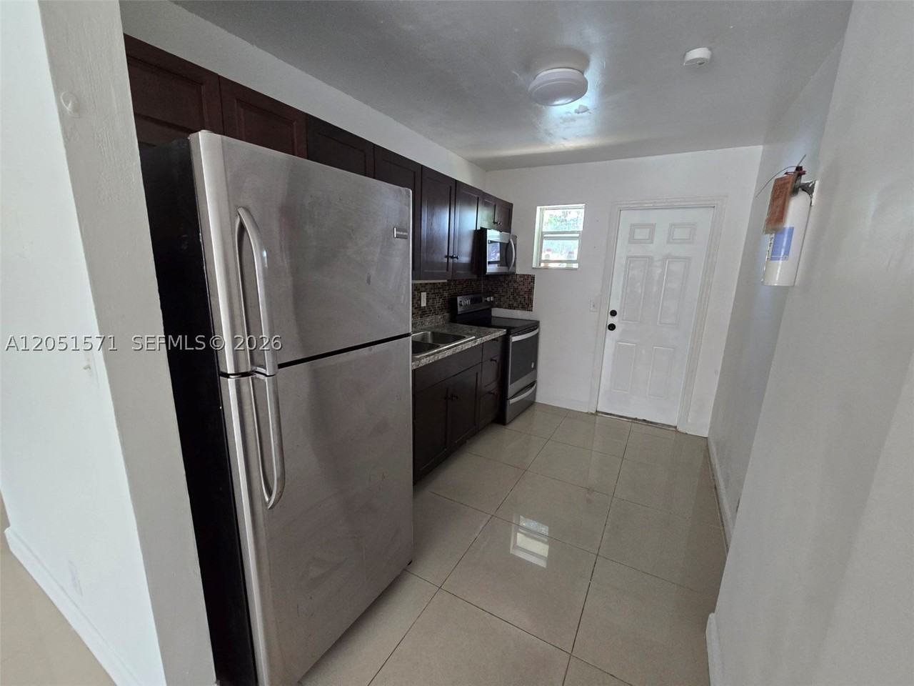 4151 Sw 19th St #2 - Photo 6 of 8
