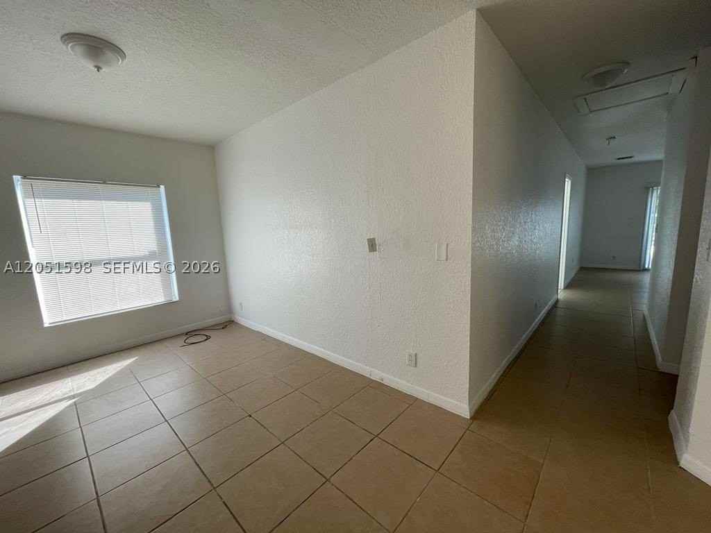 2730 Nw 11th St #0 - Photo 5 of 18