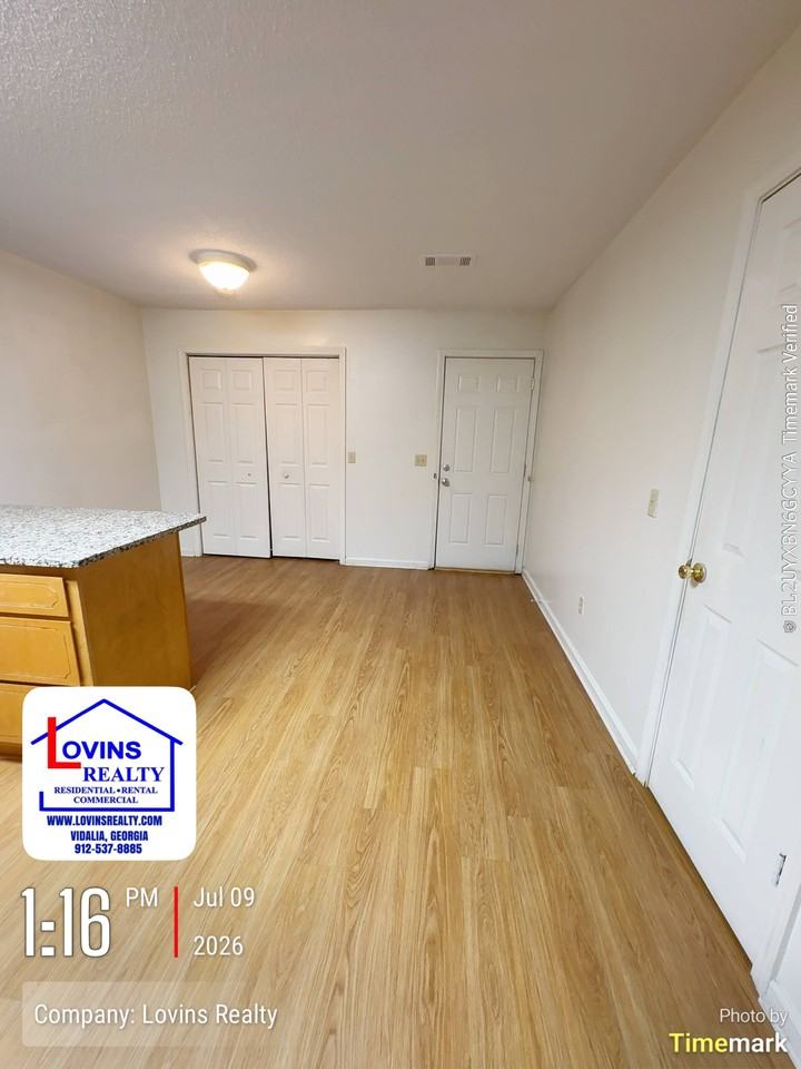 507 Green St #A - Photo 5 of 9