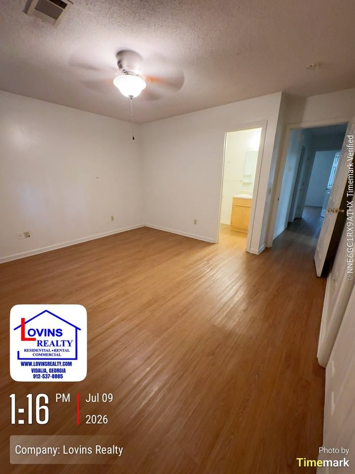 507 Green St #A - Photo 6 of 9