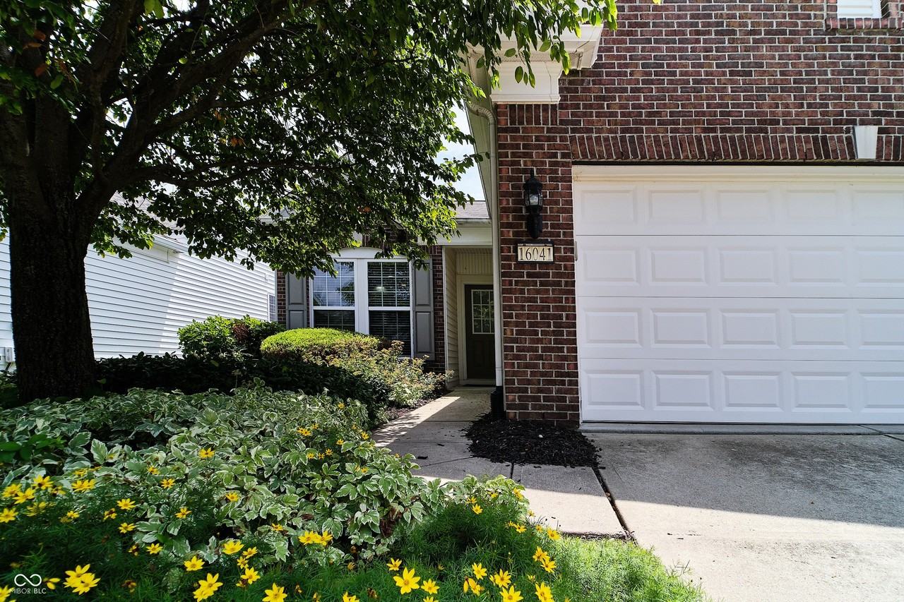 16041 Marsala Dr - Photo 3 of 50