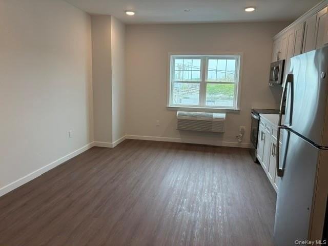 227 4th Ave #310I - Photo 7 of 13