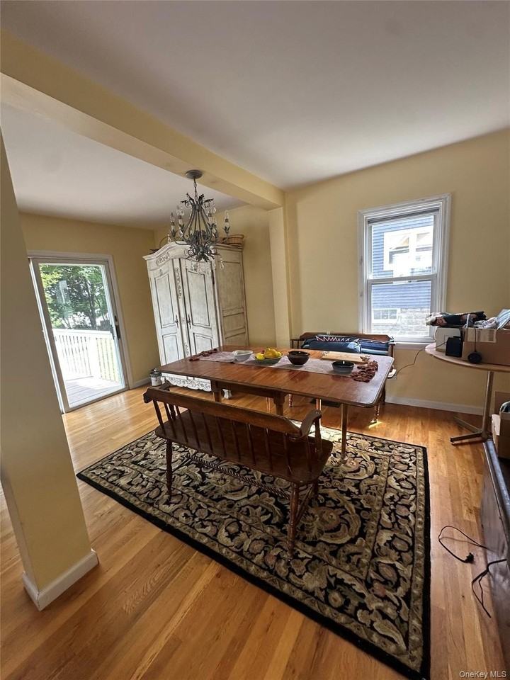 124 Murray Ave - Photo 7 of 14