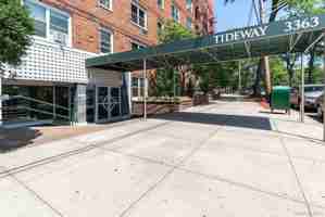featured image of 3363 Sedgwick Ave #5L