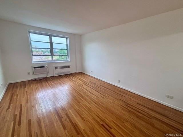 3363 Sedgwick Ave #5L - Photo 3 of 11