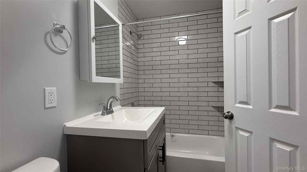 779 E 183rd St - Photo 5 of 11