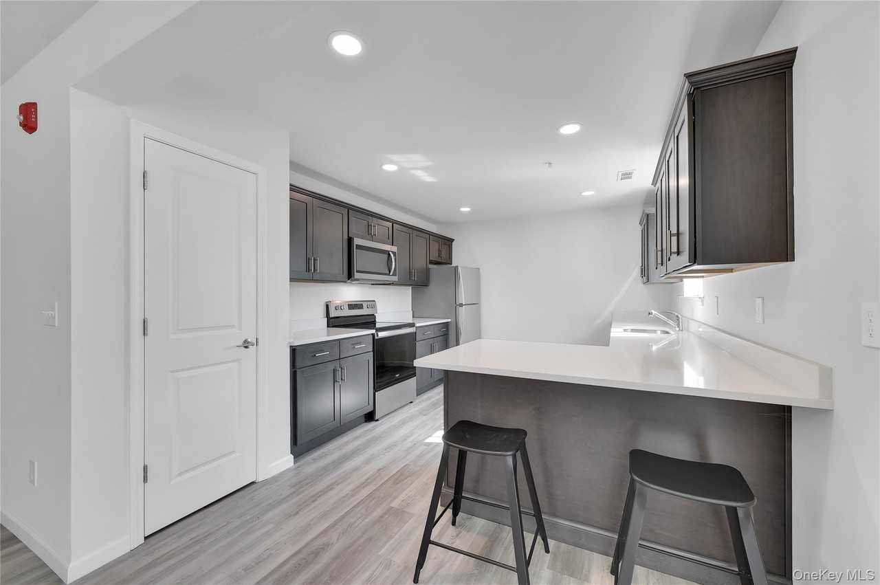 206 Golf Links Rd #721 - Photo 3 of 11