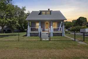 featured image of 34 Ricard St