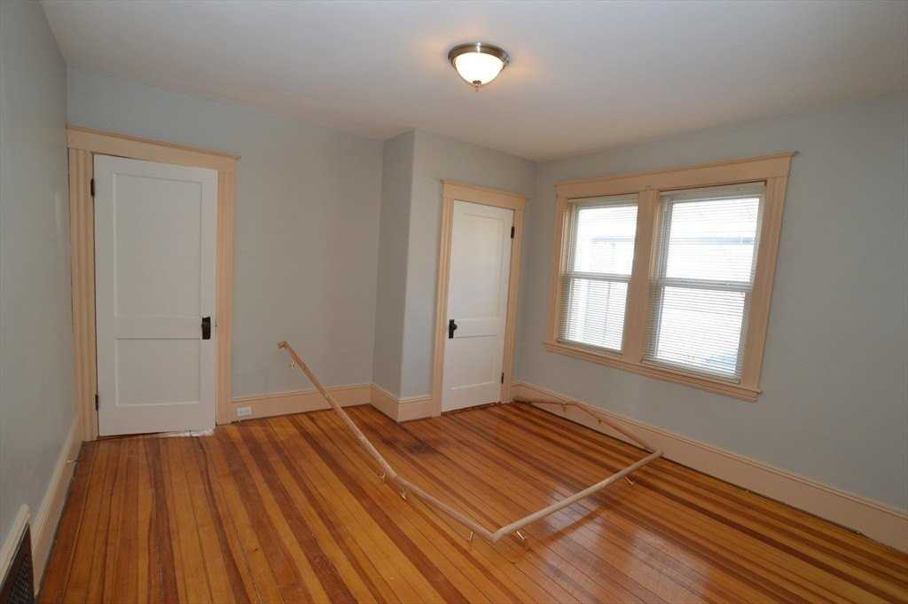 71 Proctor St #2 - Photo 6 of 8
