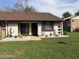 featured image of 70 Overlook Way #E