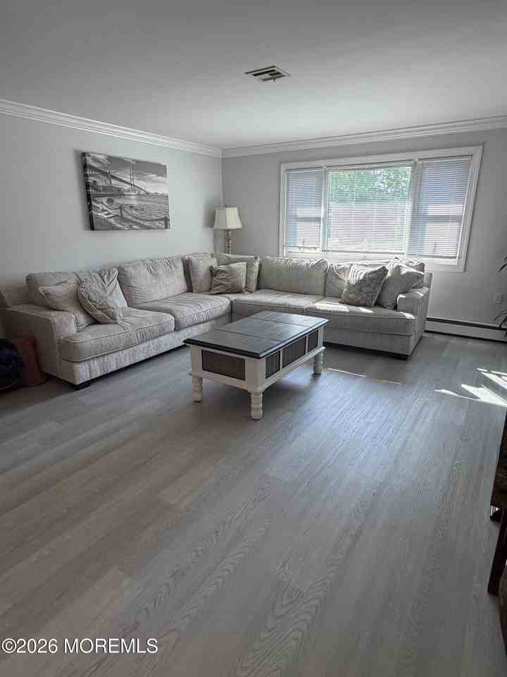 15 Saint Tropez Ct - Photo 2 of 19