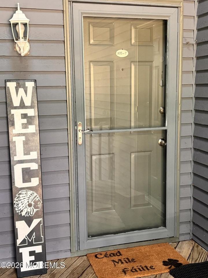 105 Mount Ln #7 - Photo 2 of 13
