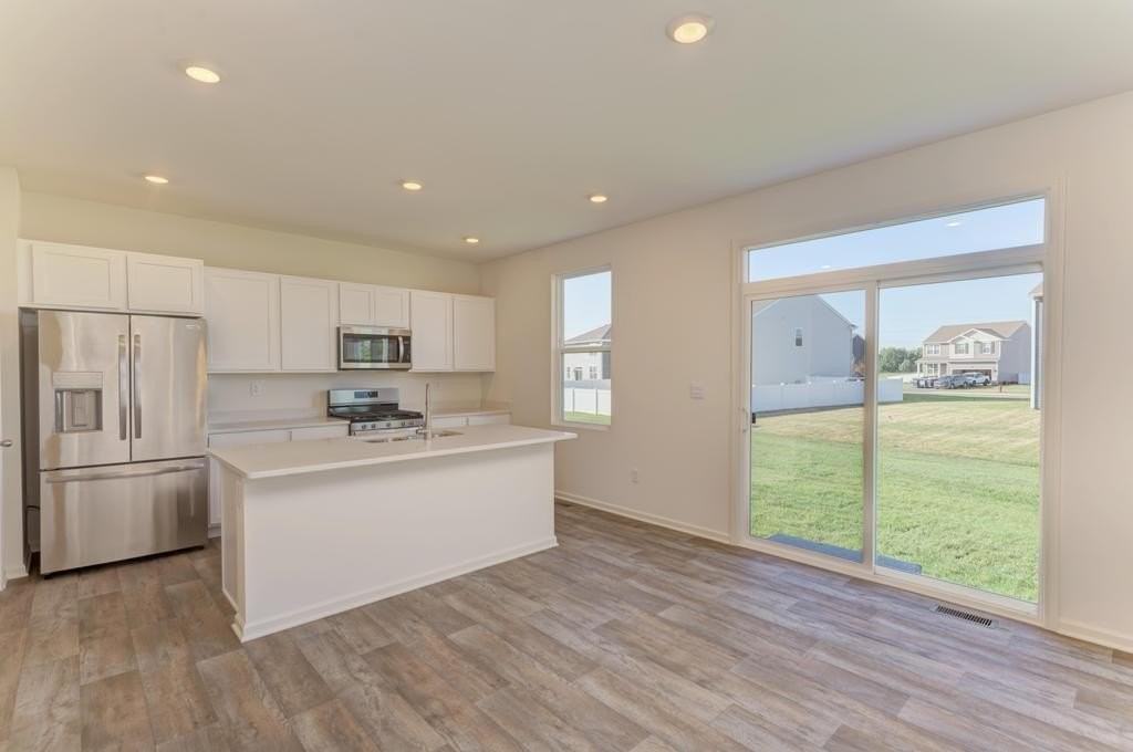 1834 Baler Ave - Photo 3 of 28