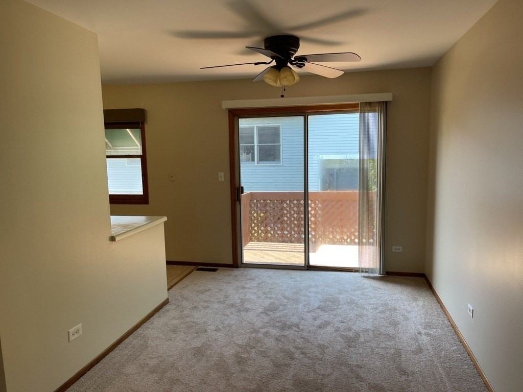 352 College St - Photo 7 of 20