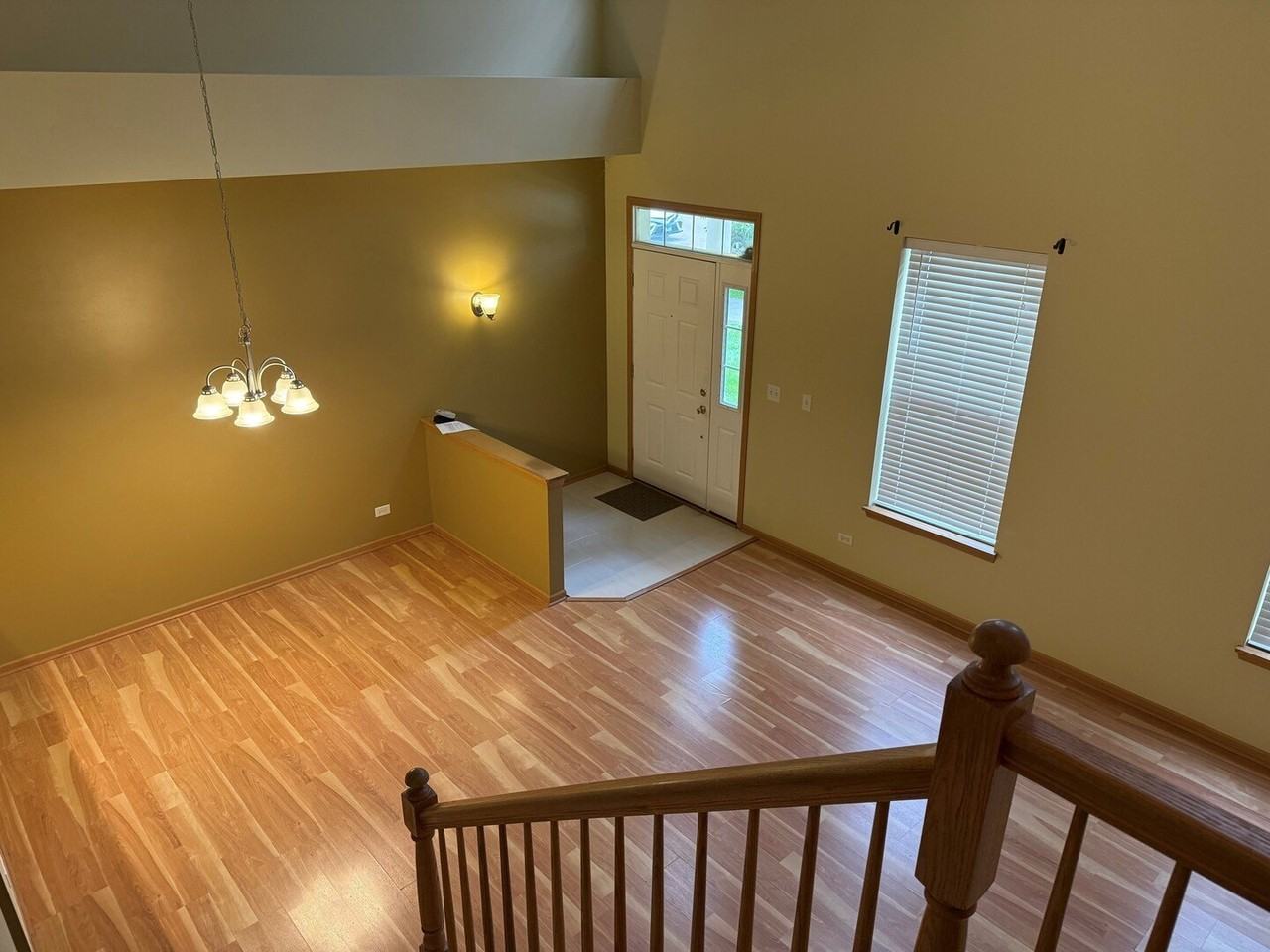 2261 Barrington Dr E #2261 - Photo 6 of 11
