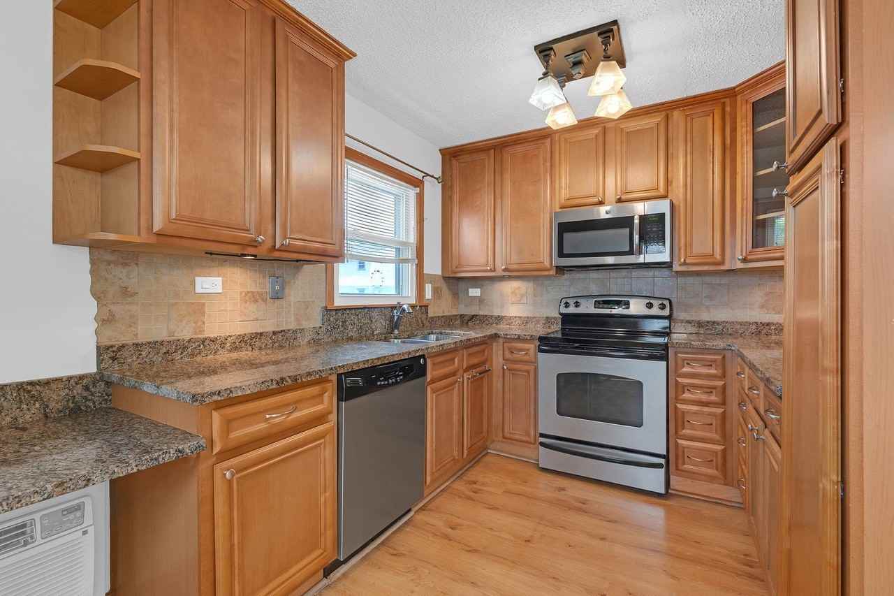 9449 Kelvin Ln #2883 - Photo 3 of 20